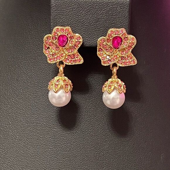 Pink Rhinestone And Pearl Gold Tone Dangle Earrings Sterling Silver Posts NWT - Picture 1 of 3